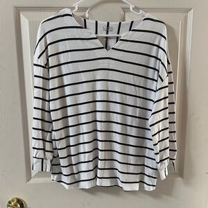 Croft & Barrow Black and White Striped Long Sleeve Top